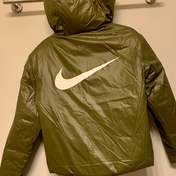 nike reversible heavyweight puffer jacket